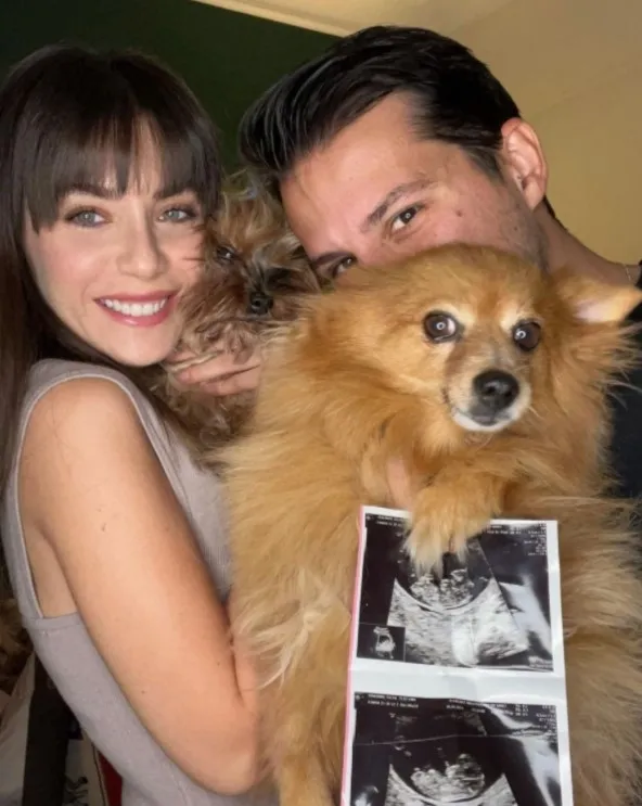 Fulya Zenginer’den müjdeli haber! Bebek geliyor