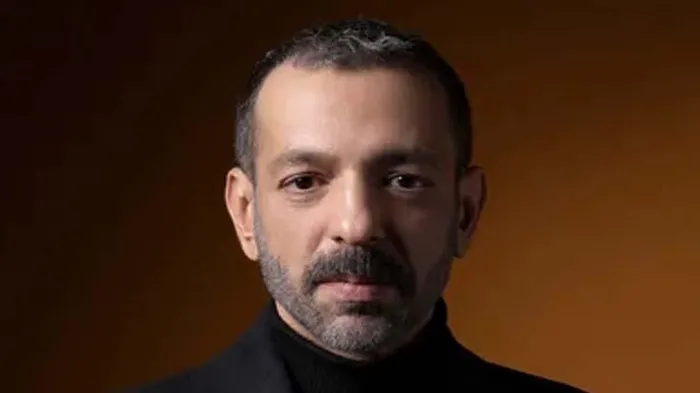 Rubato grubunun solisti Özer Arkun sevgilisini darbetti! Yerdeki kanları temizledi - 3