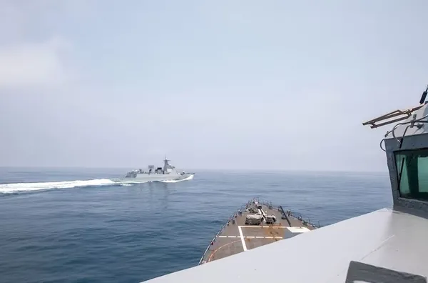 ABD ve Çin savaş gemileri karşı karşıya! Sular ısındı! Tehlikeli yakınlaşma - 2