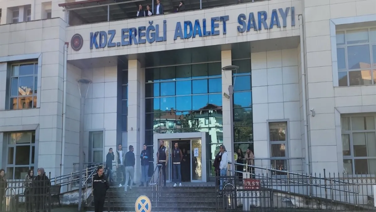 Zonguldak'ta Tutuklama Kararı Sonrası Adliyeden Atladı