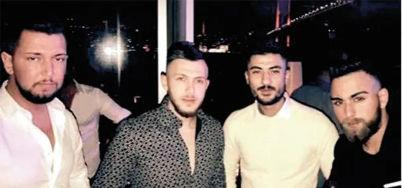 Polis 'Sağ olanlar el kaldırsın' deyince...