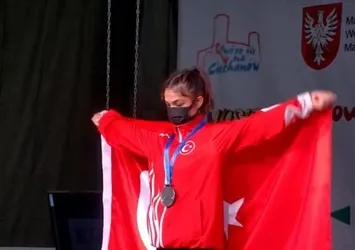 Merak edip içeri girdi şampiyon oldu