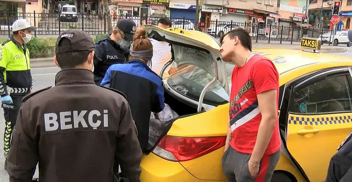 Sokağa çıkma yasağına rağmen işe çıkan taksiciden akılalmaz yanıt: İnsiyatif kullandım - 1