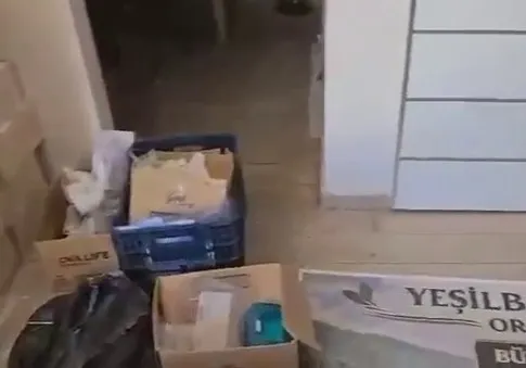Kuriş'in mali ağına yeni darbe! İhbarla gidilen evden klasörler dolusu belge çıktı | Bağış listeleri ve banka kayıtları bulundu - 2