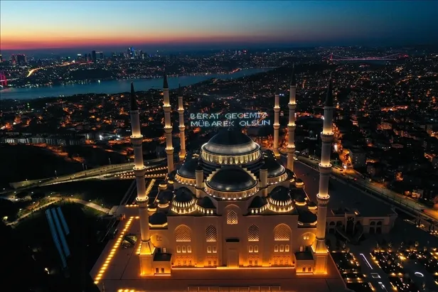 berat-gecesi-ne-zaman-hangi-gun-2022-diyanet-berat-kandili-ayin-kacinda-idrak-edilecek-1647255261066.jpg Berat Gecesi ne zaman, hangi gün? 2022 Diyanet Berat Kandili ayın kaçında idrak edilecek? - 7