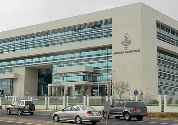 5 Anayasa Mahkemesi personeli gözaltında