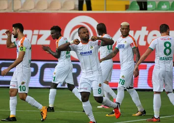 Alanyaspor, Gençlerbirliği'ni 4 golle geçti