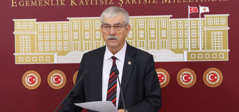 CHP yine Kur'an kurslarını hedef aldı! İzmir vekili Kani Beko'dan skandal sözler: Çocuklara musallat olan Orta Çağ zihniyeti