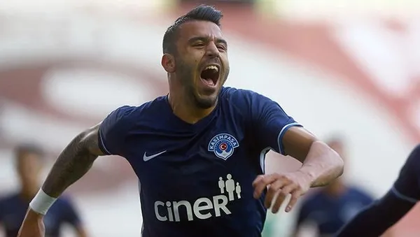 galatatasaray-yeni-sezonun-ilk-transferini-gerceklestirdi-sozumden-donemem-1617736127733.jpg Galatasaray yeni sezonun ilk transferini gerçekleştirdi! "Sözümden dönemem" - 1