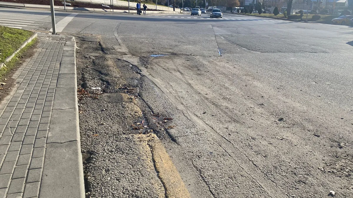 Başkent'te hizmet değil sorun belediyeciliği alarm veriyor! Ankara yolları çamur ve çukur deryasına döndü