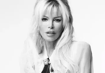 Yan komşusu Ebru Gündeş! Herkes Ajda Pekkan'ın villasını konuşuyor