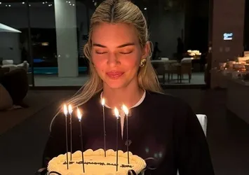 Kendall Jenner sarı saçlarından vazgeçti! Yeni imajını paylaştı