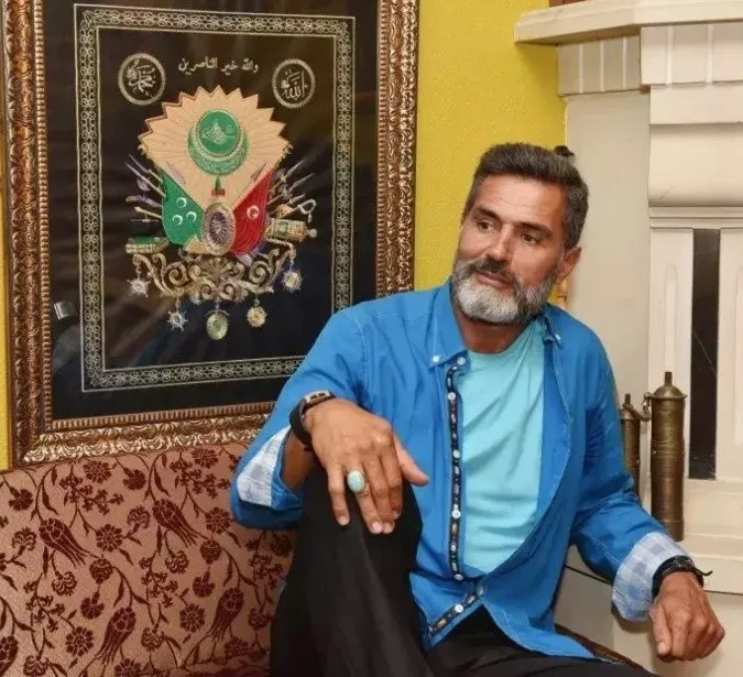 Maneviyata yönelmişti... Eski manken Yaşar Alptekin açıklamalarıyla gündem oldu! Beni geçmişimle vurmaya çalışıyorlar
