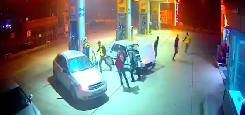 Bursa'da benzinlikte panik anları! Aniden alev aldı