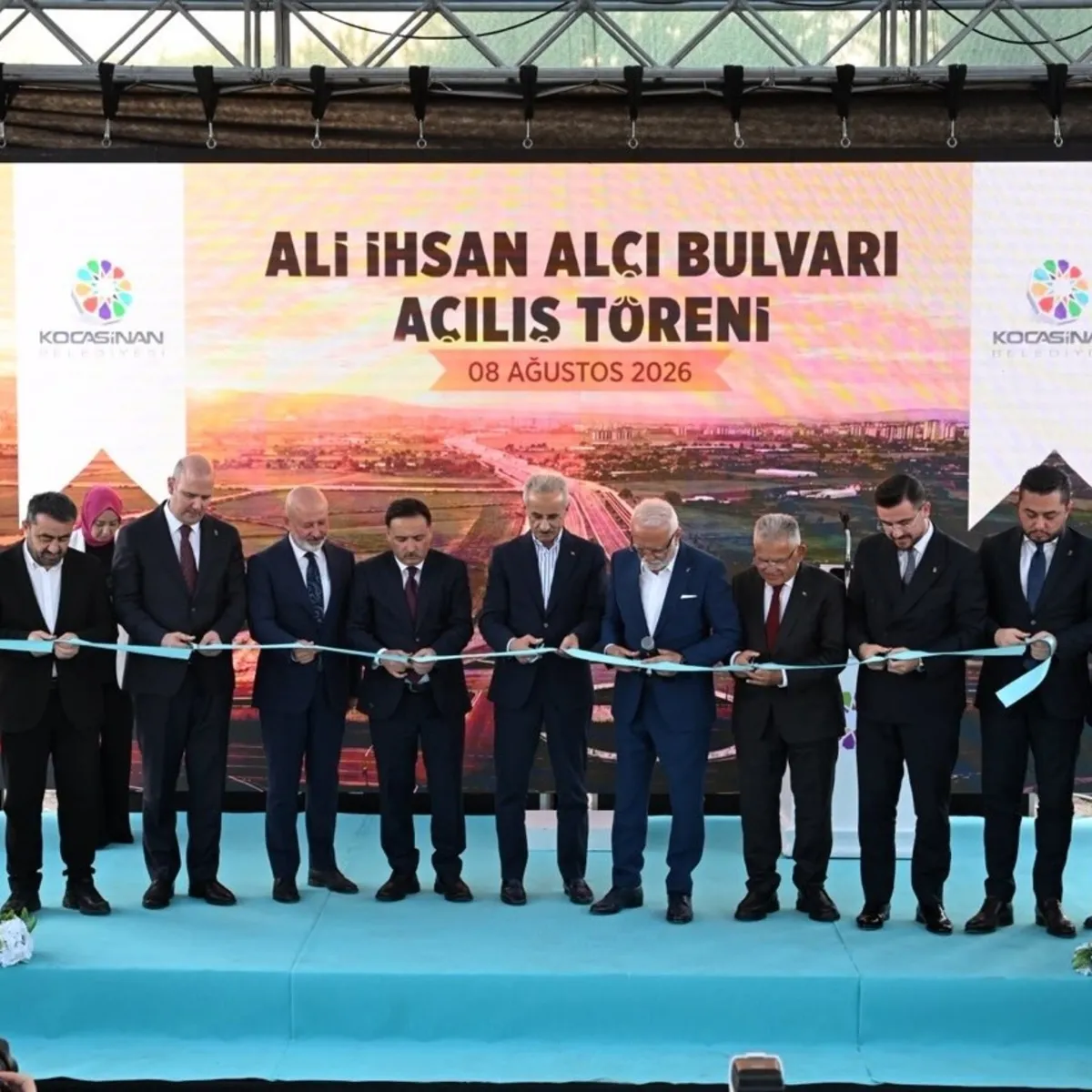 Bakan Uraloğlu Kayseri’de müjdeleri peş peşe sıraladı! 22 yılda 107 milyar liralık dev yatırım