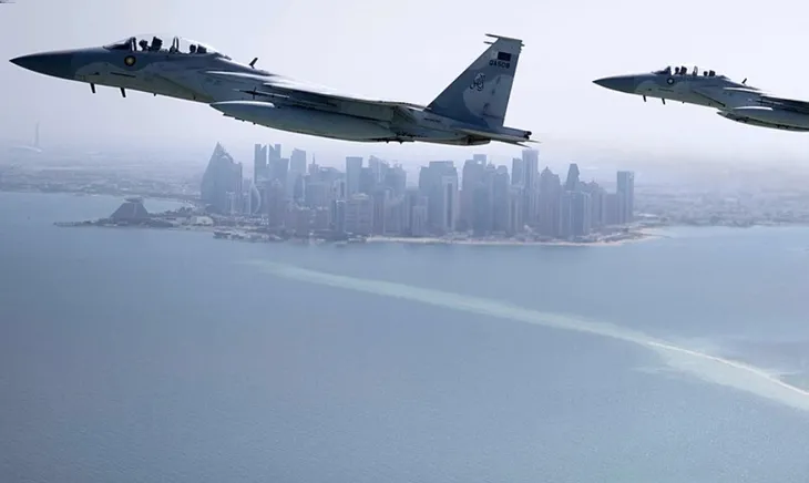 Katar’dan Trump’a gökyüzünde servet: Doha’nın hediye ettiği 747’nin ayrıntıları ortaya çıktı! Lüks için güvenliğini ikinci plana mı atacak?