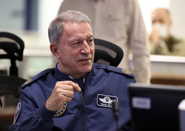 PKK'ya Pençe Kilit Operasyonu! Milli Savunma Bakanı Hulusi Akar'dan flaş açıklama: Tek tek parçalanıyor - 3