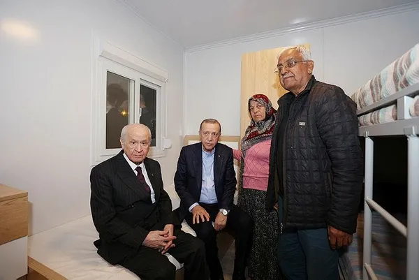 1678647948626.jpeg Başkan Erdoğan Katar Türkiye Kardeşlik Konteyner Kenti'ni inceledi - 3