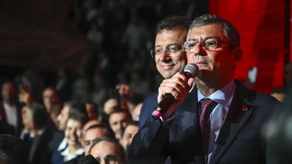 1706251006080.jpeg CHP'de İzmir kaosu büyüyor! Özgür Özel ile Ekrem İmamoğlu arasında aday krizi! Gözler Parti Meclisi'nde - 2