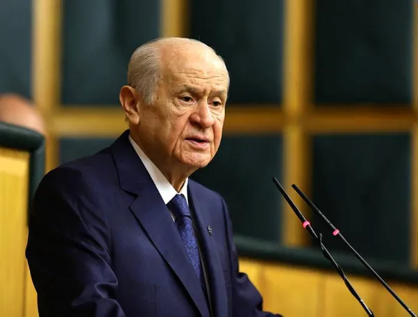 son-dakika-mhp-genel-baskani-devlet-bahceliden-umit-ozdaga-sert-tepki-beyhude-bir-cirpinistir-1651842212849.jpg Son dakika: MHP Genel Başkanı Devlet Bahçeli'den Ümit Özdağ'a sert tepki: Beyhude bir çırpınıştır - 3