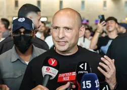 Eski İsrail Başbakanı Bennett’ten çarpıcı itiraf: “ABD’yi ve dünyayı kaybettik, İsrail tarihinin en kötü dönemini yaşıyor”