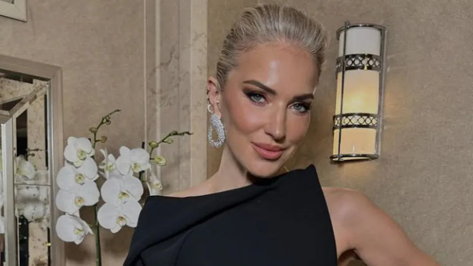 Burcu Esmersoy’un 2024 tarifesi! Tek paylaşımdan rekor ücret alacak