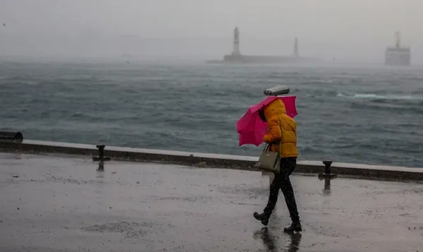 İstanbul için kuvvetli fırtına ve sağanak uyarısı! Kar yağacak mı? Meteoroloji'den o illere peş peşe uyarı | İşte 5 günlük hava durumu - 4
