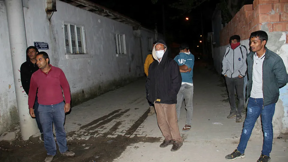 Aydın İncirliova'da ilginç karantina önlemi! Vatandaş izinsiz 'kuş' bile uçurtmuyor
