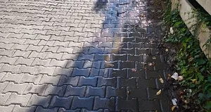 Su hattı patladı tonlarca su boşa aktı