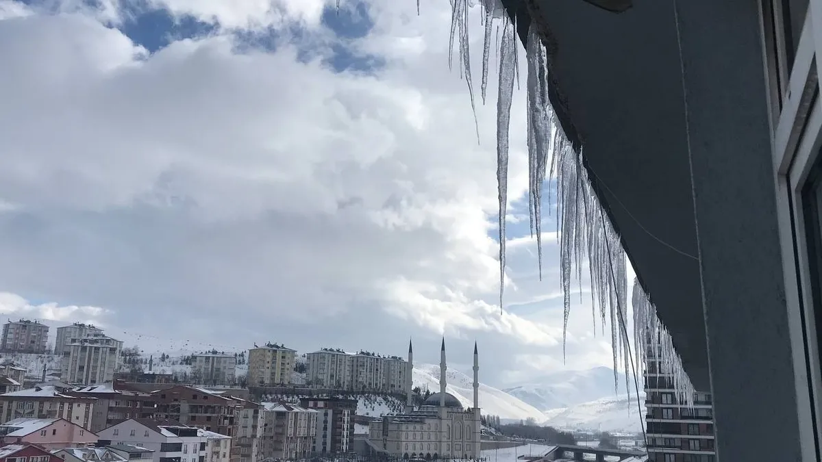 Bayburt gündüz sıcak gece soğuk