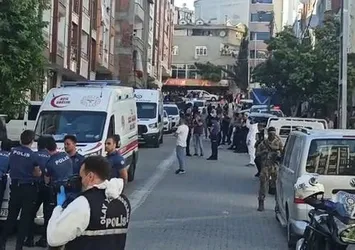 İstanbul Esenyurt'ta vahşet: Bir kişi annesi ile iki kardeşini öldürdü