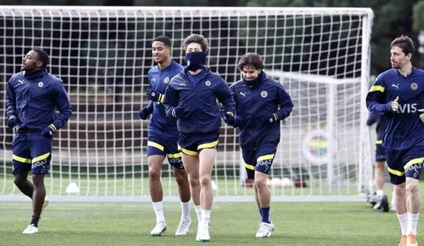 Fenerbahçe-Sevilla maçı ne zaman, saat kaçta? FB-Sevilla UEFA Avrupa Ligi maçı hangi kanalda, şifresiz mi?