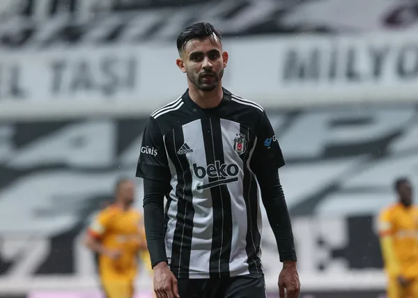Rachid Ghezzal'den flaş karar! - 4