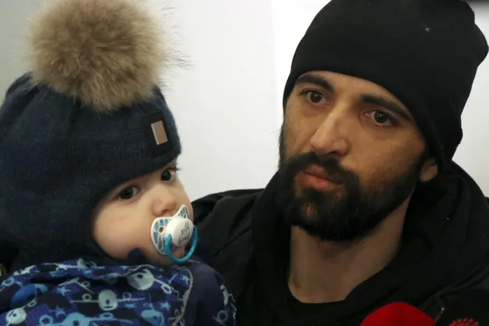 Son dakika: Tahliye edilen Türkler İstanbul'da! Türk vatandaşları için Kiev ve Harkiv’den tren seferi yapılacak - 4