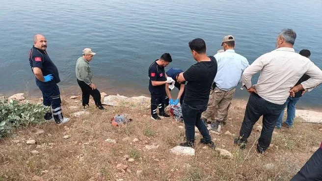 İşitme engelli çocuk nehre düştü!