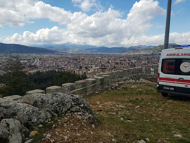 Burdur’da parkta öldüren Gizem Canbulut’un paylaşımları ortaya çıktı: Kadın ölmek kolay - 7