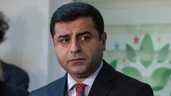 TSK’ya kimyasal silah iftirası atan Selahattin Demirtaş geri vites yaptı!