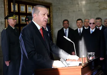 Resmi 10 Kasım töreni gerçekleşti! İşte Cumhurbaşkanı'nın Anıtkabir özel defterine bıraktığı mesaj