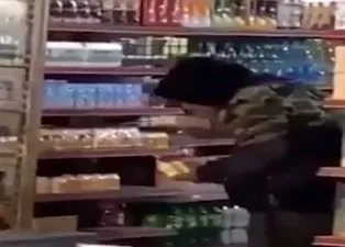Son dakika: Corona virüsü böyle bulaştırıyorlar! Dehşete düşüren görüntü...