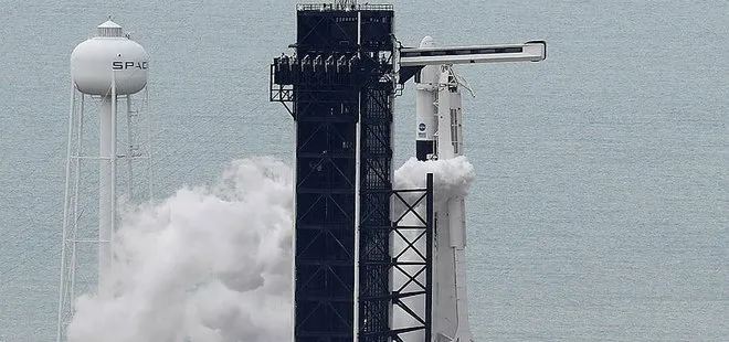 SpaceX’ten ilk insanlı uzay mekiği denemesi hakkında açıklama