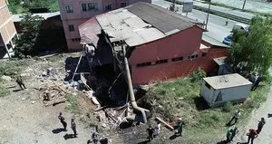 Buhar kazanı patladı iş yeri harabeye döndü