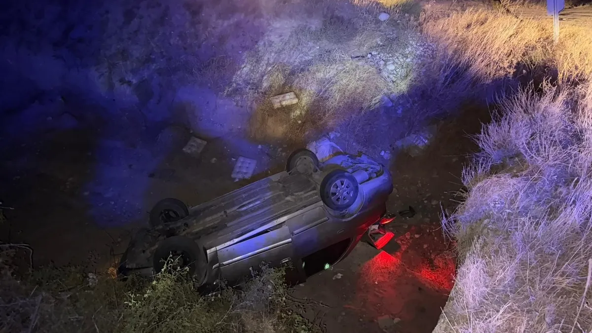 Çorum’da kontrolden çıkan otomobil köprüden uçtu: 1’i ağır 2 yaralı