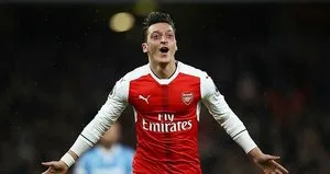 Mesut Özil’e büyük şok