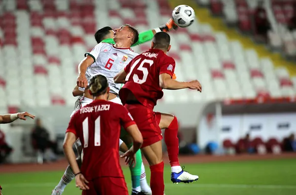Şenol Güneş'ten Macaristan maçı açıklaması: Takım olarak iyi oynayamadık - 1