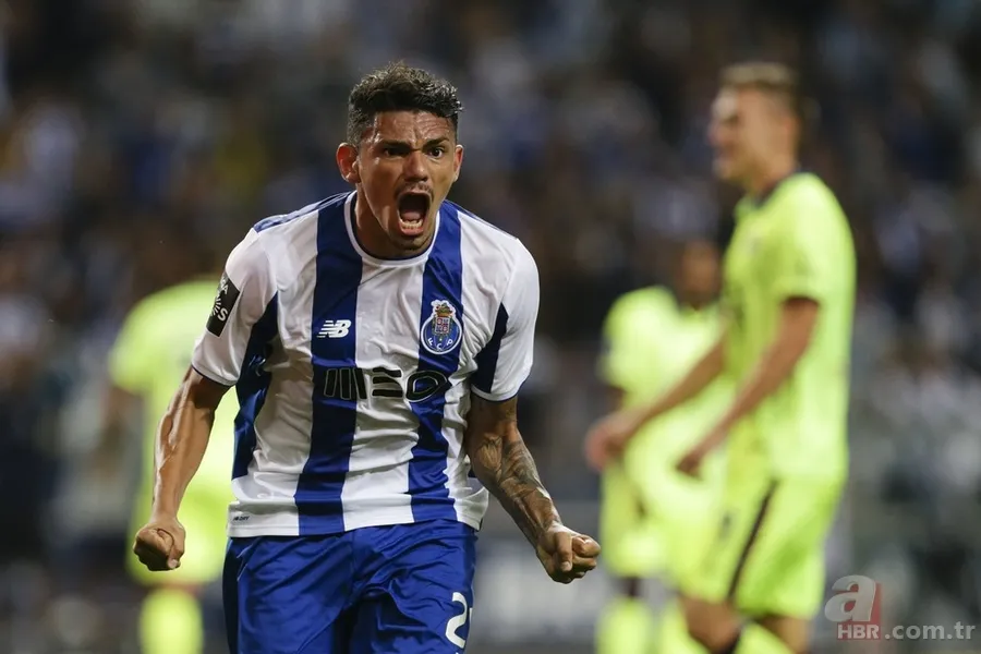 Fenerbahçe'de golcü transferi gelişmesi! Kiralık gelecek 9