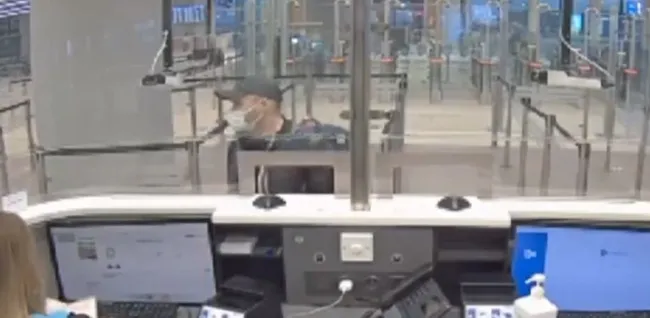 FETÖ’nün yurt dışı yapılanmasına operasyon! Havalimanında yakalandılar