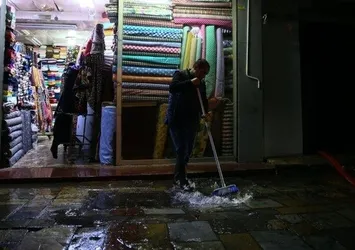 Meteoroloji 5 günlük hava tahmin raporunu paylaştı! Türkiye'nin hemen hemen tamamı sağanak yağışlı | Sel ve su baskını uyarısı