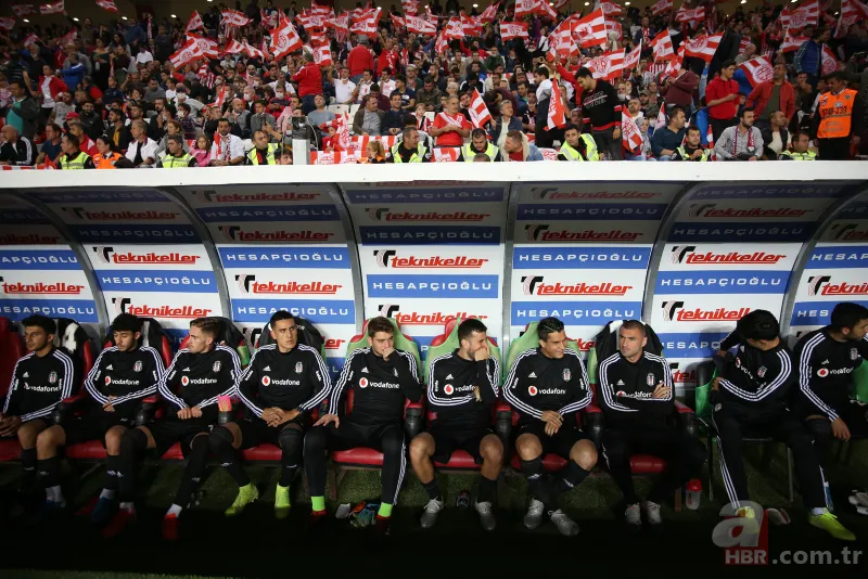 Beşiktaş ocak bombasını patlattı! İlk hedef golcü 15