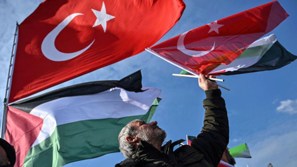 1712588002715.gif Mazluma yardım eli! Gazze'ye en çok yardım ulaştıran ülke Türkiye oldu - 1