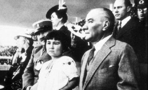 Atatürk’ün son 19 Mayıs kutlamalarına ait fotoğraflar ortaya çıktı